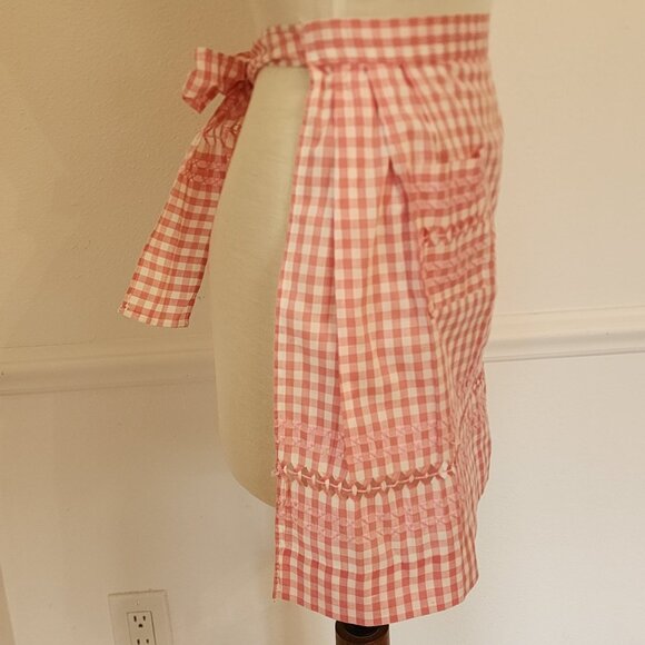 Vintage Pink & White Gingham Apron With Pocket & Bow Tie - Picture 3 of 8
